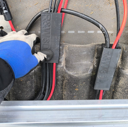 PV Kabeldurchführung Dachdurchführung Ziegeldach Frankfurter Finkenberger Pfanne